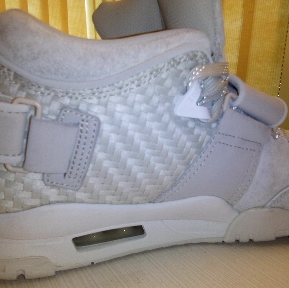 Nike Air TR. V. Cruz "Light Bone" - Picture 7 of 11